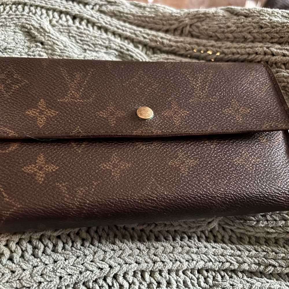 Authentic Louis Vuitton Vintage Monogram Sarah (Porte Tresor) Long Wallet TH0948 - Picture 5 of 12